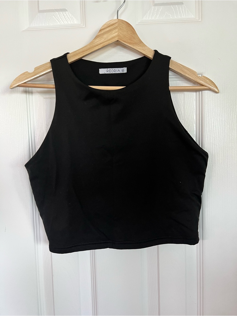 ReoRia Black High-Neck Crop Tank